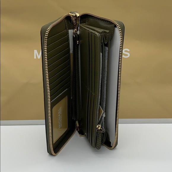 Michael Kors Large Jet Set Travel Continental Wristlet Phone Holder Case Wallet - Picture 12 of 16